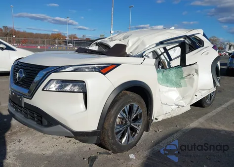 2021 Nissan Rogue Sv Intelligent Awd z USA, uszkodzony, nr VIN JN8AT3BB5MW224786